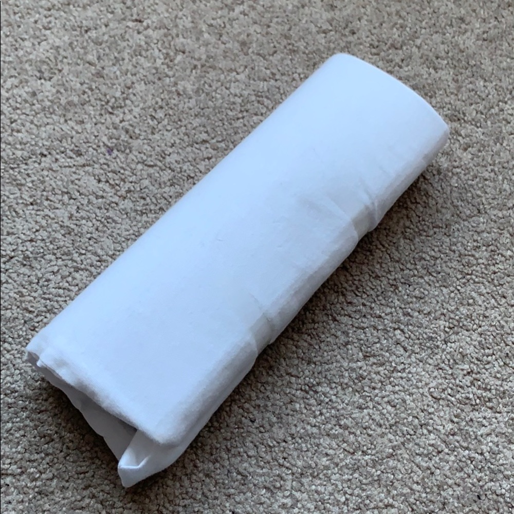 Tommy Hilfiger plain white T-shirt with TH logo - Picture 3 of 4